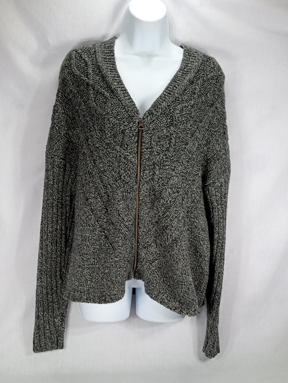 Woolrich Large Marled Gray Cable-Knit Zip Cardigan